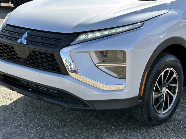 Used 2022 Mitsubishi Eclipse Cross ES image 8