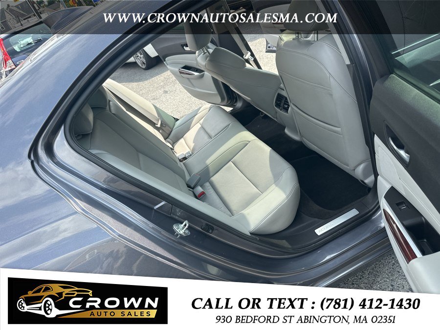 Used 2017 Acura TLX w/ Technology Package FWD image 10