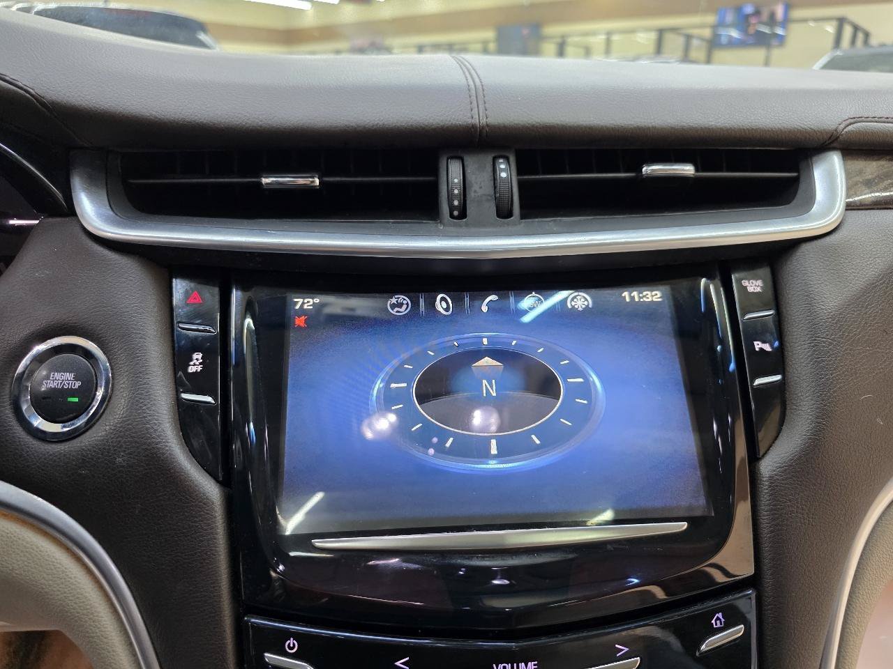 Used 2013 Cadillac XTS Luxury FWD image 31