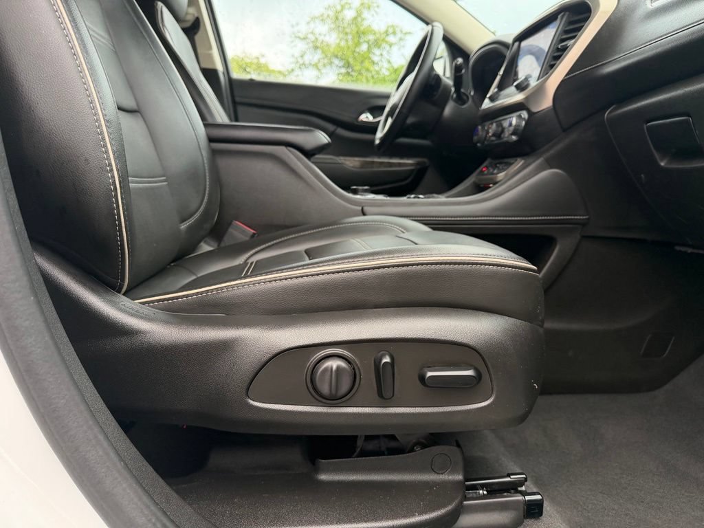 Used 2023 GMC Acadia Denali FWD image 33