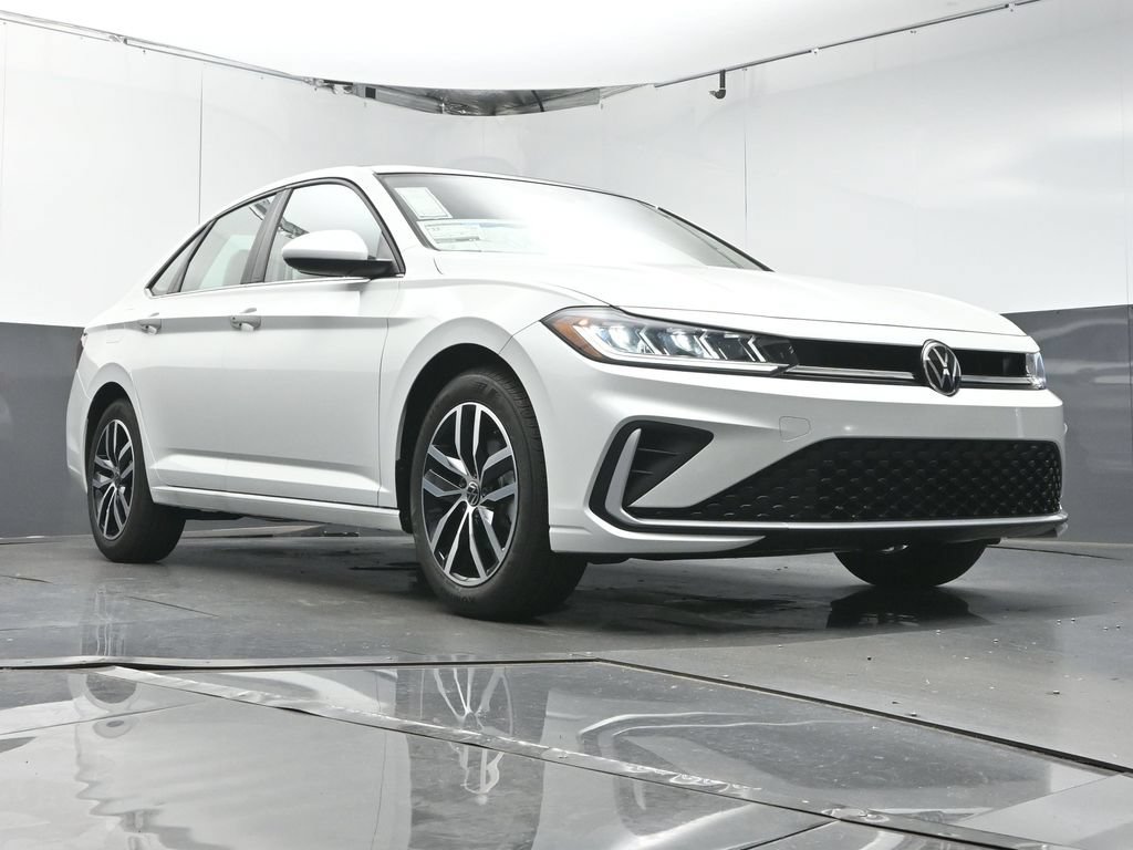 New 2026 Volkswagen Jetta SE FWD image 30