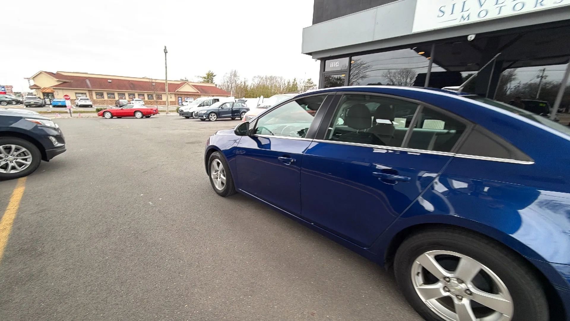 Used 2013 Chevrolet Cruze LT image 4