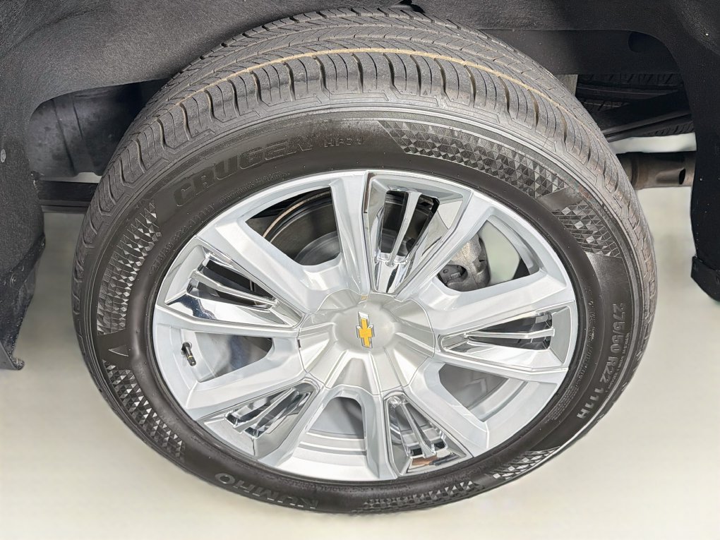 Used 2024 Chevrolet Silverado 1500 High Country AWD/4WD image 32