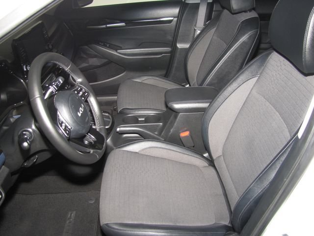 Used 2023 Kia Seltos S FWD image 9