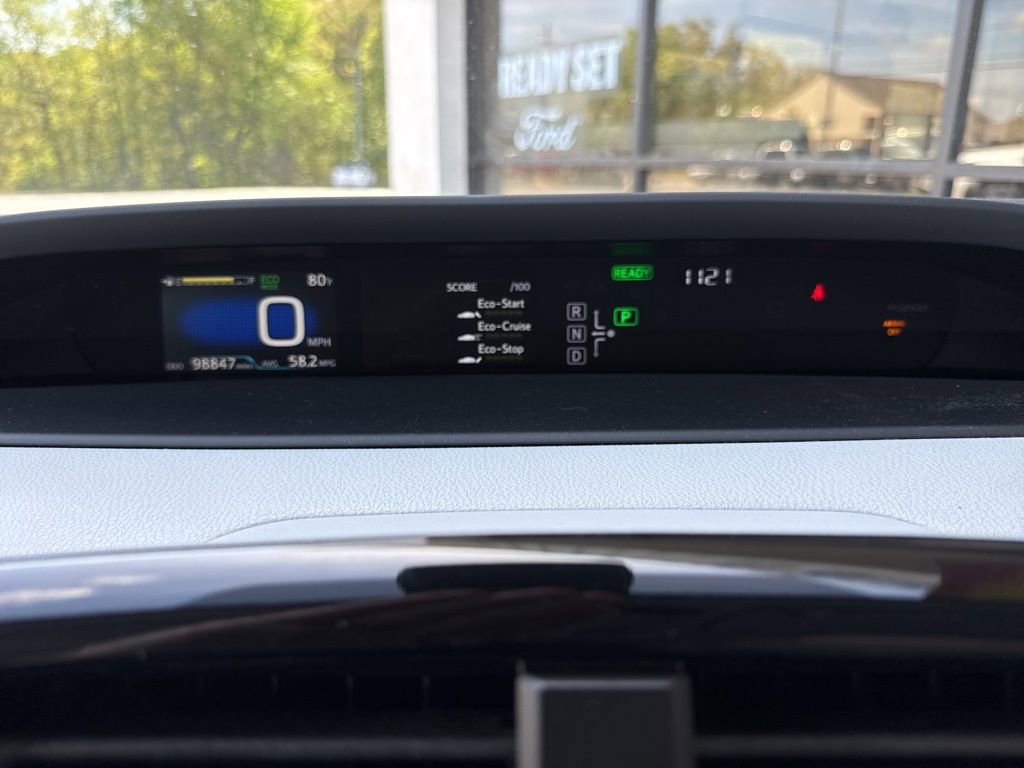 Used 2017 Toyota Prius Two image 6