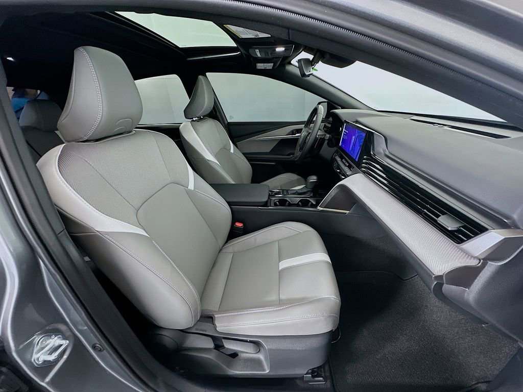 Certified 2025 Toyota Camry SE image 29