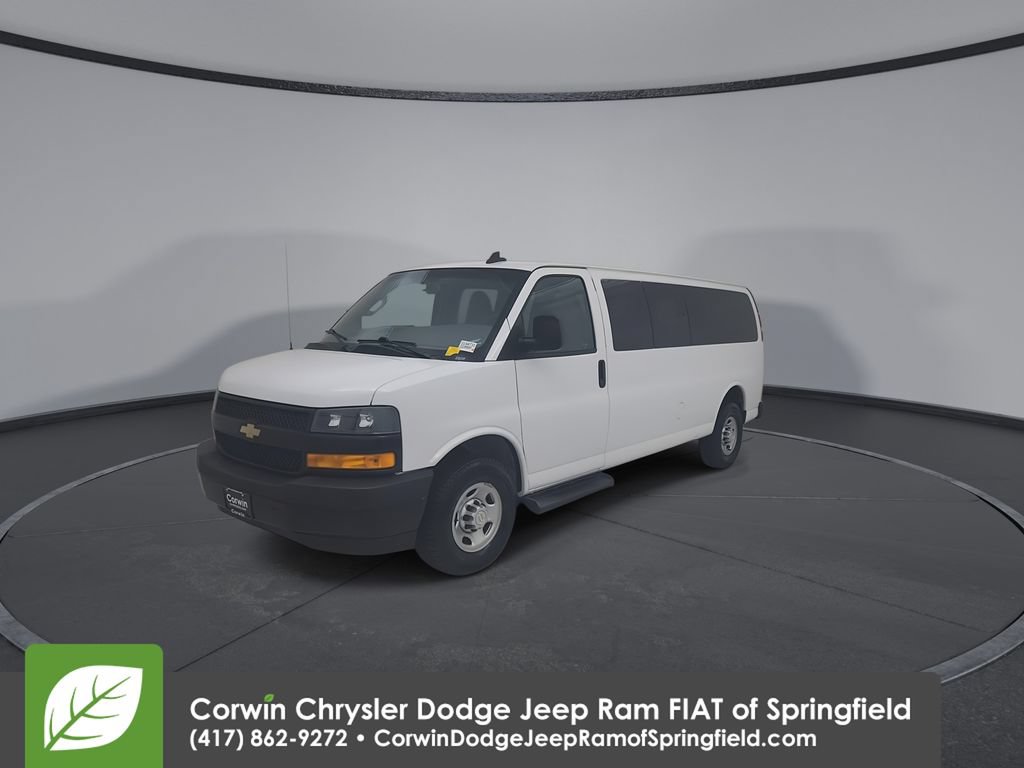 Used 2023 Chevrolet Express 3500 LS RWD image 7