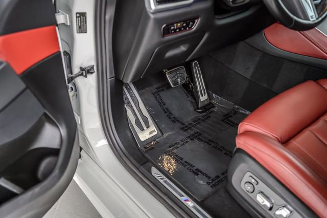 Used 2022 BMW X6 xDrive40i w/ M Sport Package AWD/4WD image 37