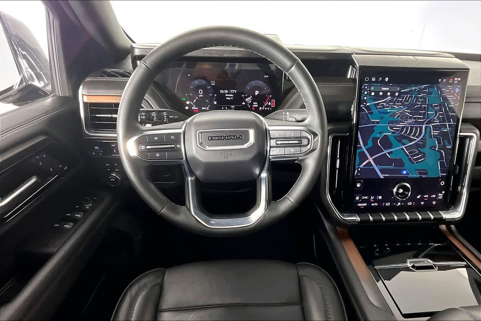 Certified 2025 GMC Yukon Denali AWD/4WD image 6