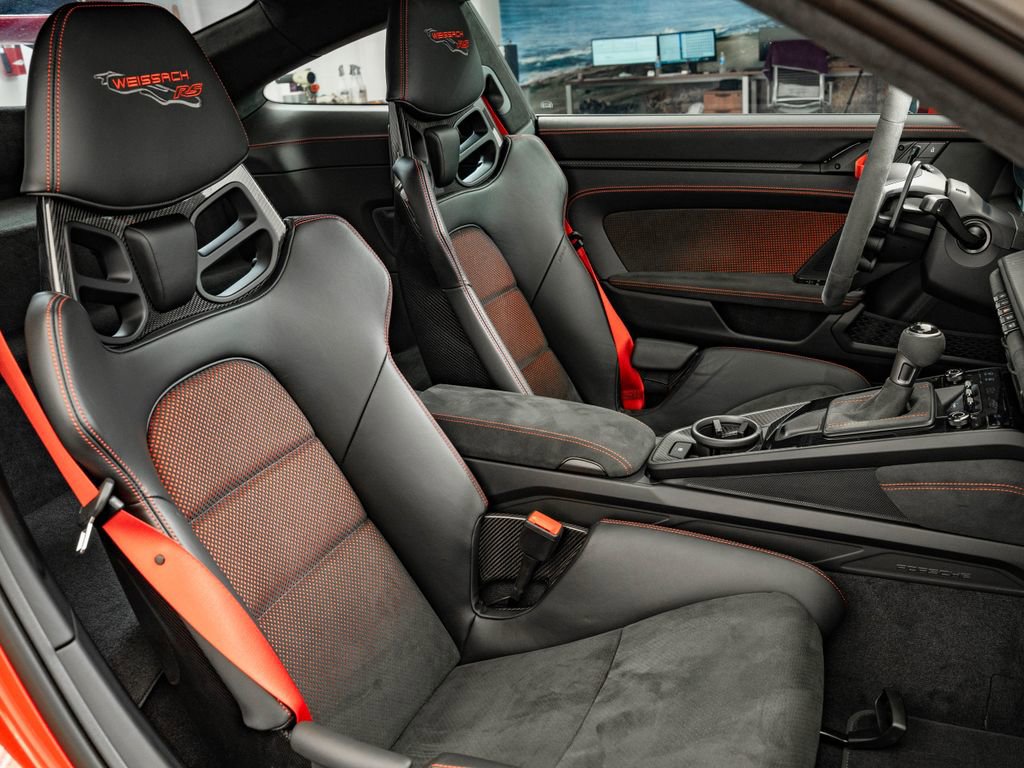 Used 2024 Porsche 911 GT3 RS RWD image 29