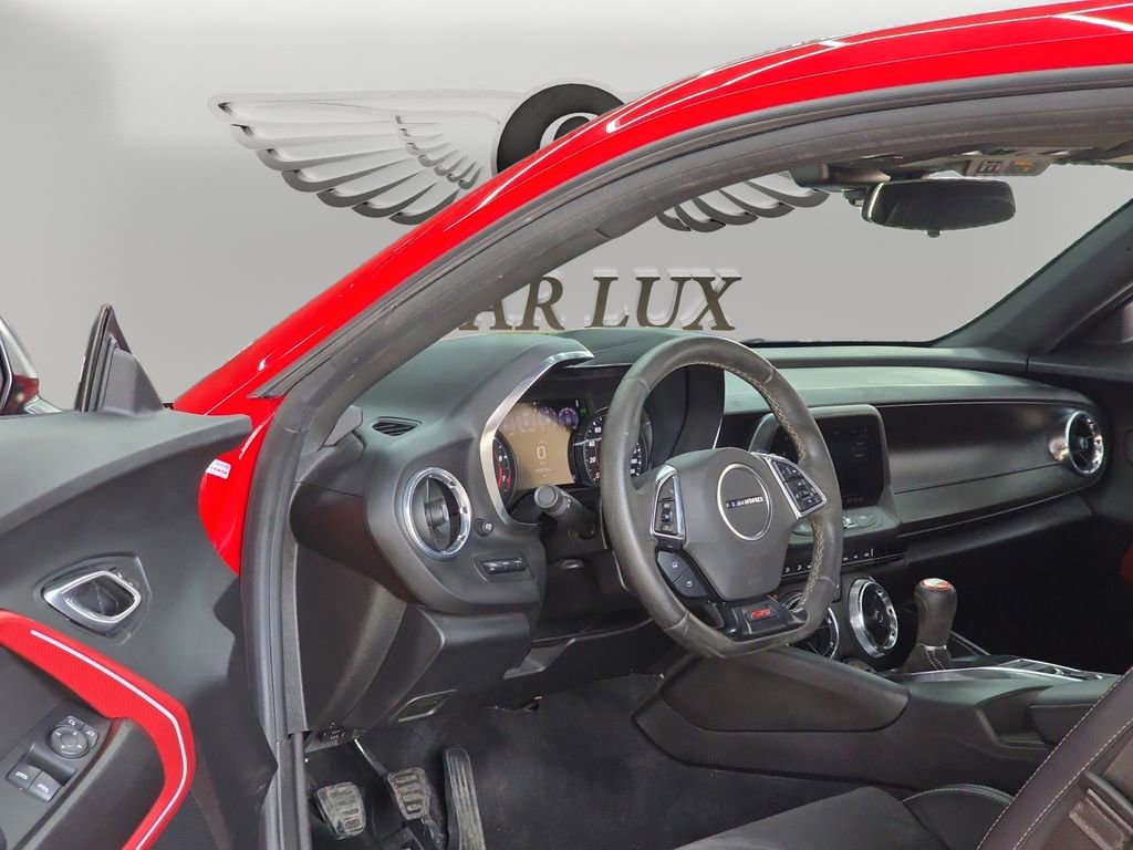 Used 2019 Chevrolet Camaro SS image 17