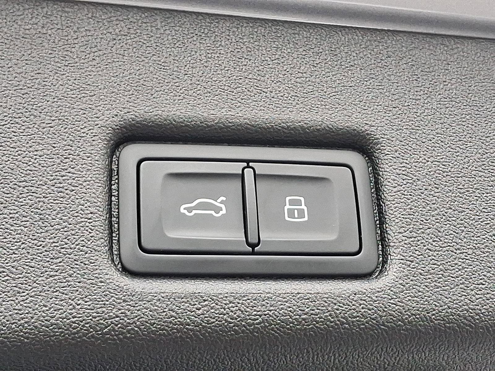 Used 2025 Audi Q5 Premium Plus w/ Premium Plus image 30