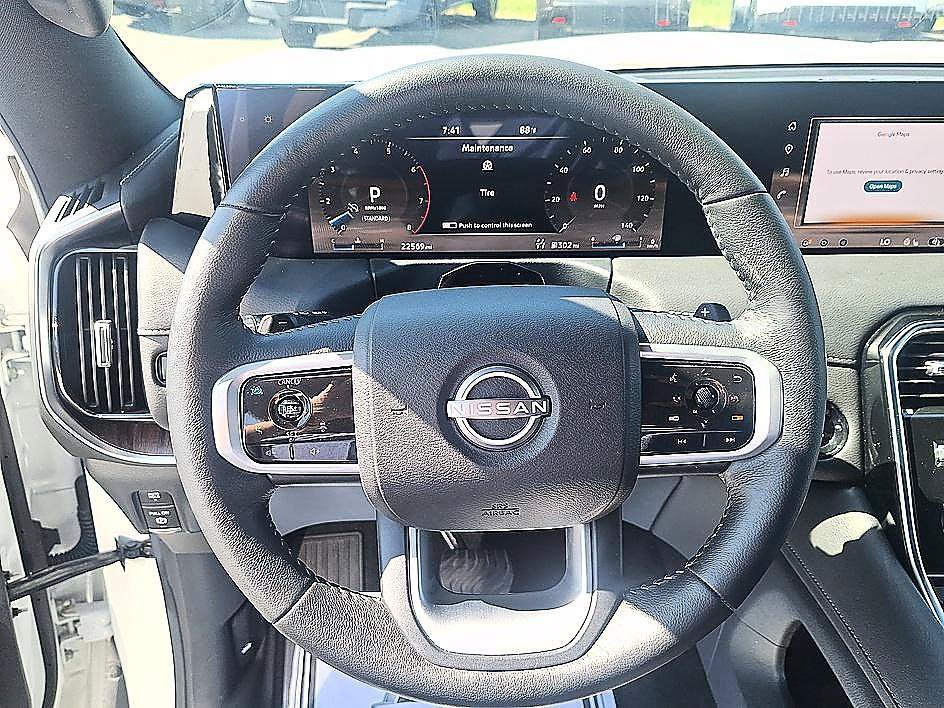 Used 2025 Nissan Armada SL AWD/4WD image 13