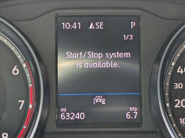 Used 2021 Volkswagen Atlas Cross Sport SE w/ Panoramic Sunroof Package FWD image 11