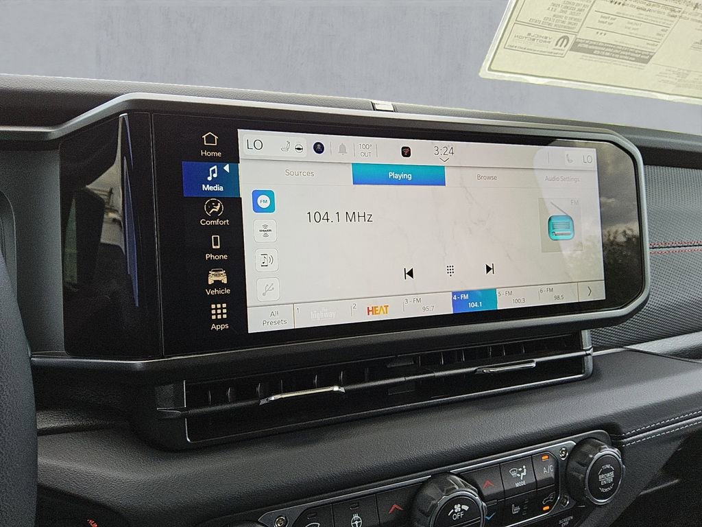 New 2025 Jeep Wrangler Unlimited Rubicon w/ XTREMEE 35" Tire Package image 19