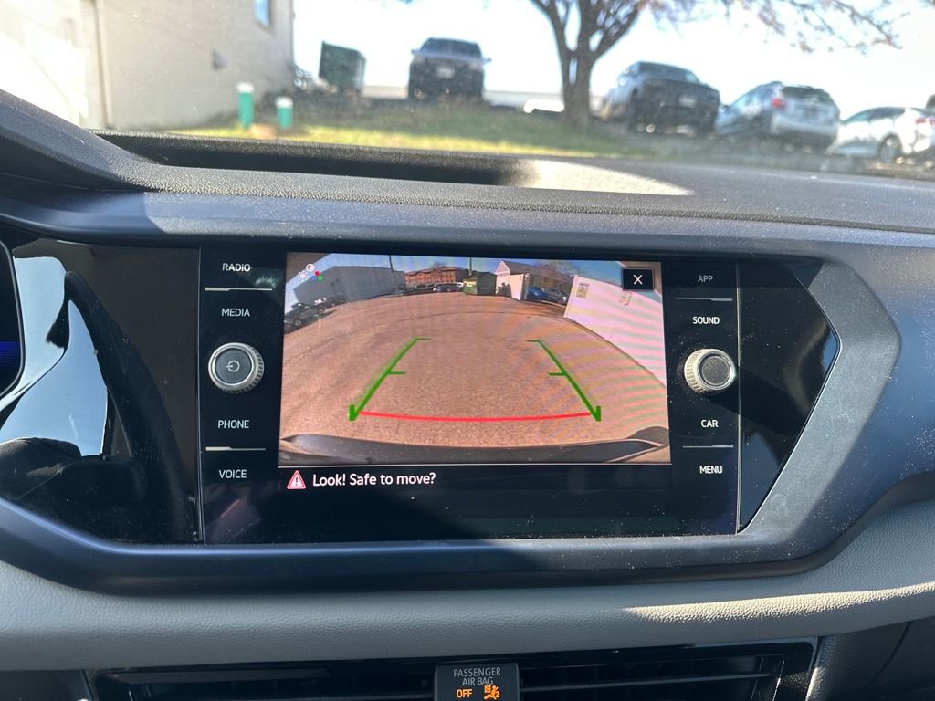 Used 2022 Volkswagen Taos SE image 14