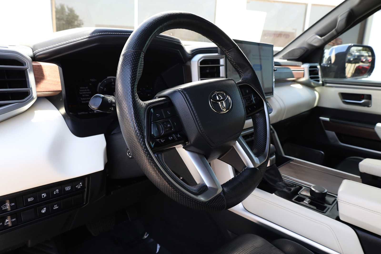Used 2022 Toyota Tundra Capstone AWD/4WD image 16