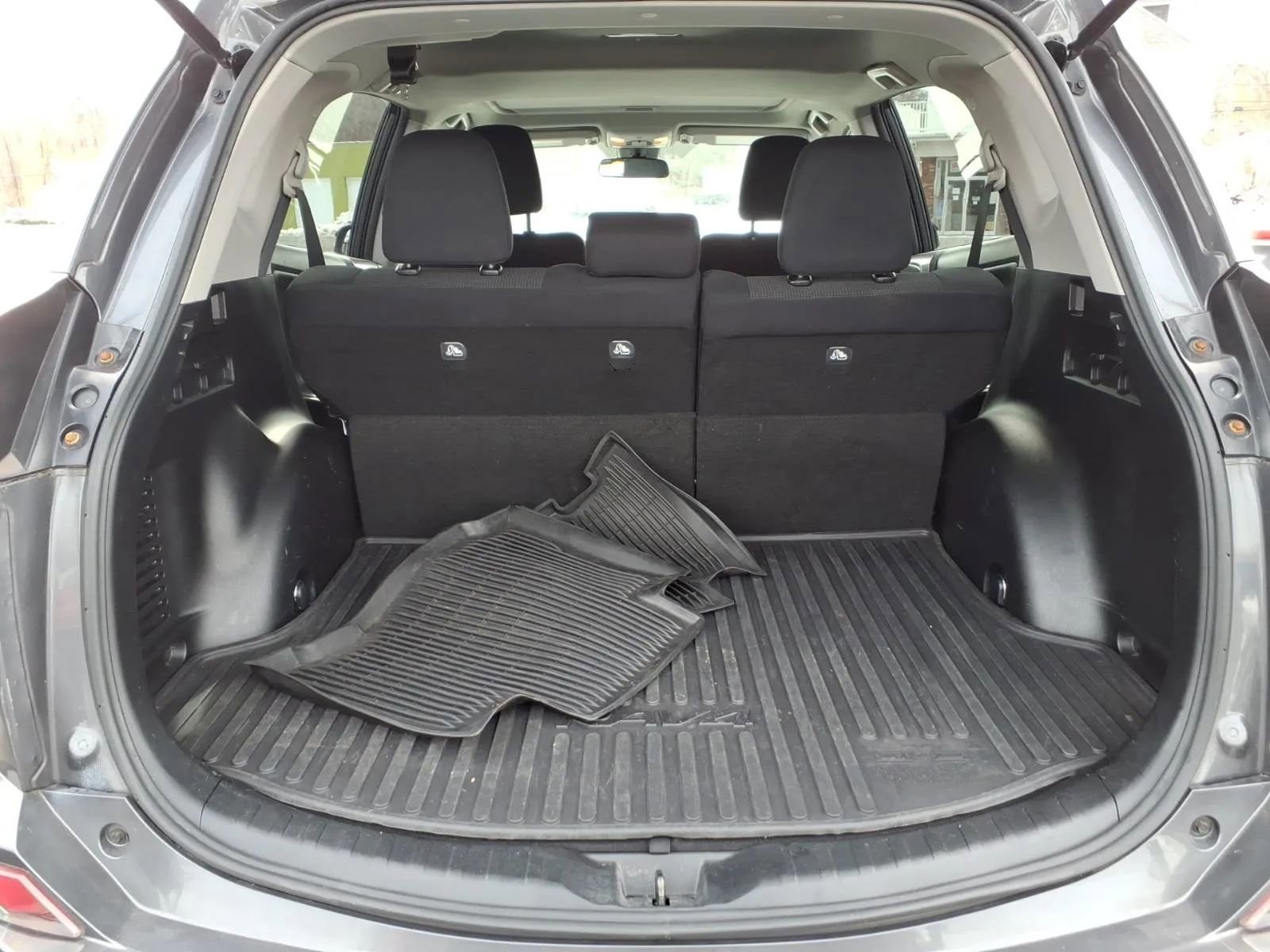 Used 2018 Toyota RAV4 XLE w/ All Weather Liner Package image 17