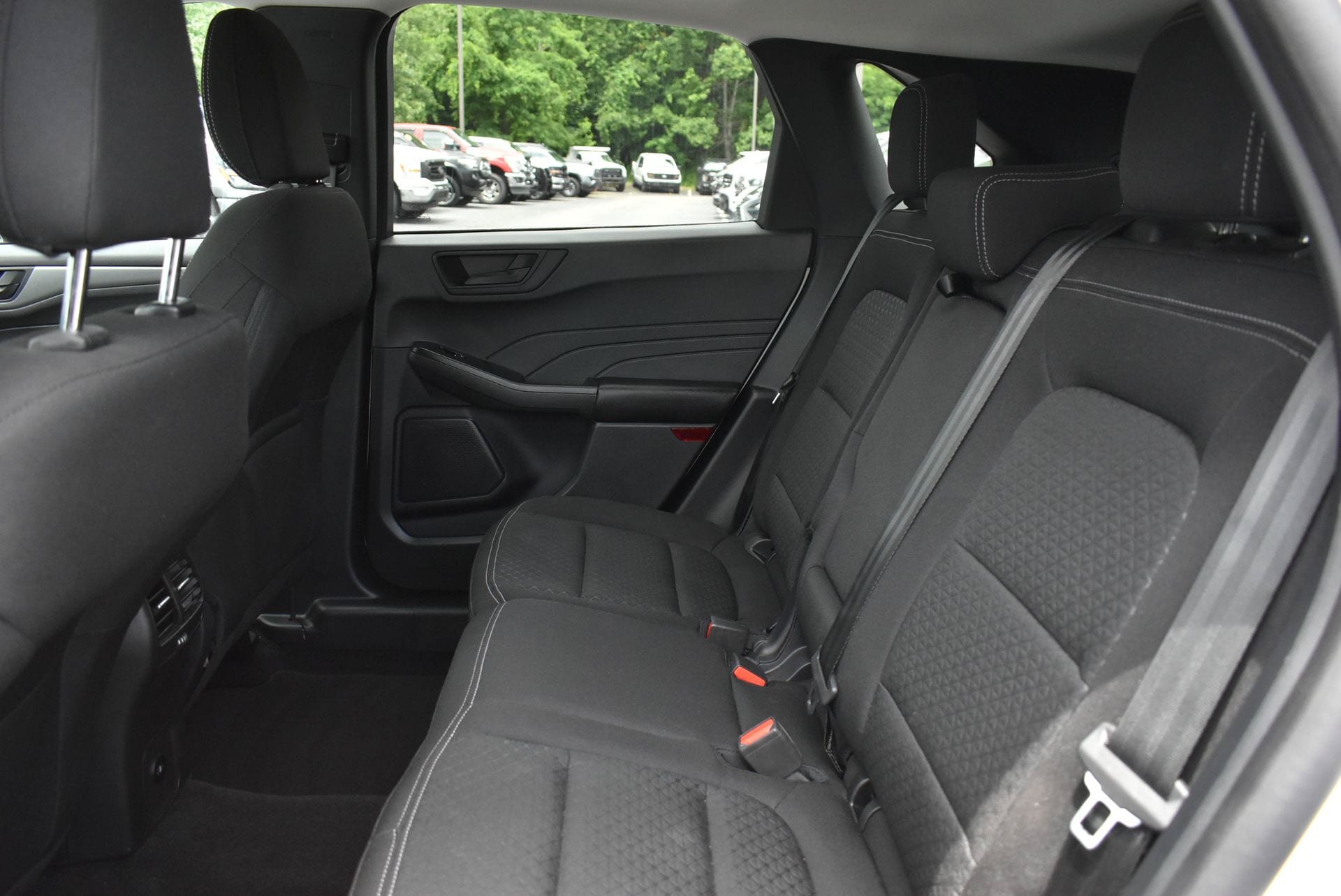 Used 2025 Ford Escape Active AWD/4WD image 15