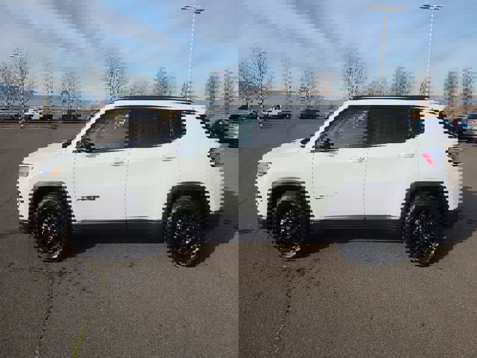 New 2026 Jeep Compass Latitude image 11