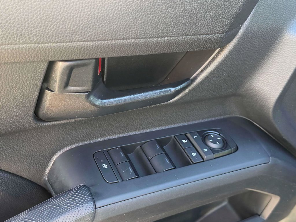 Certified 2024 Toyota Tacoma SR5 AWD/4WD image 23