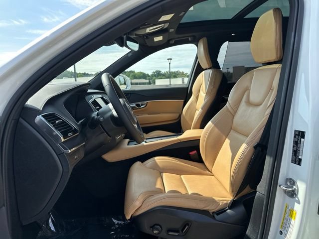 Certified 2023 Volvo XC90 B6 Ultimate w/ Protection Package AWD/4WD image 17