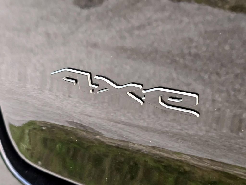 Used 2025 Jeep Wagoneer S Limited AWD/4WD image 7