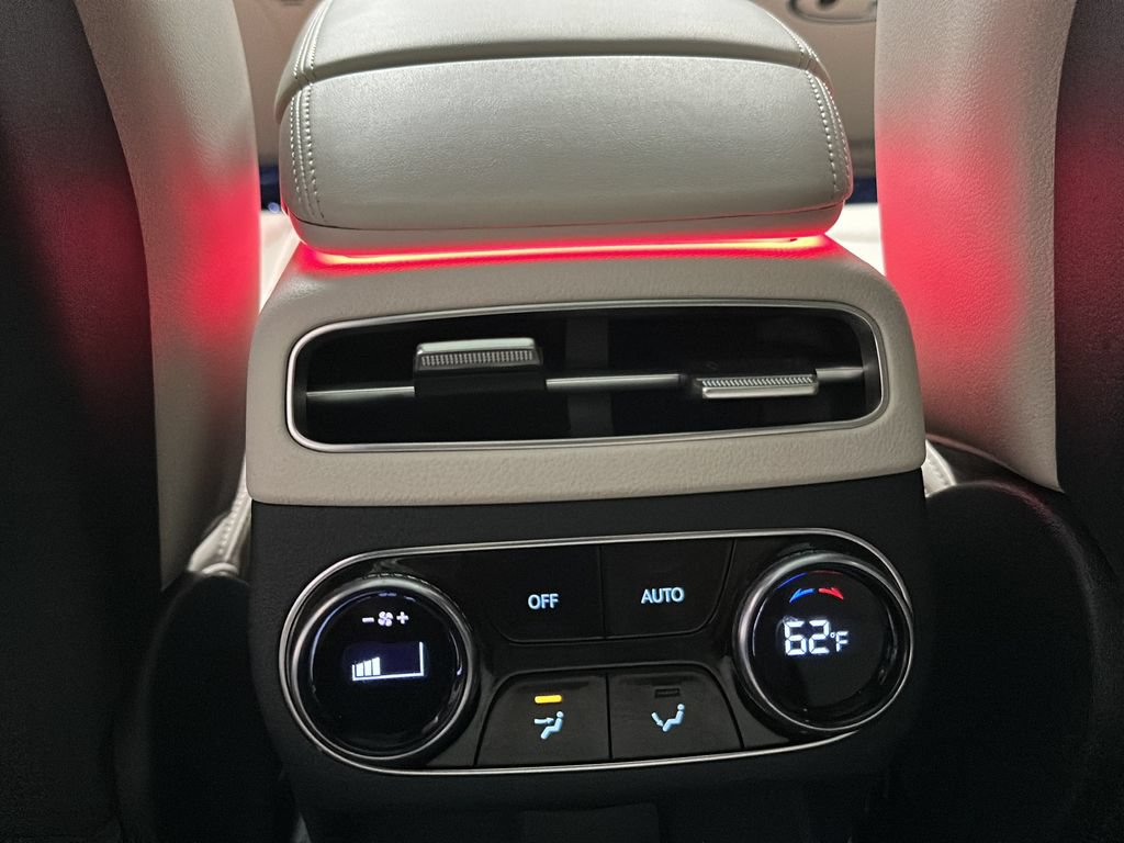 Certified 2025 Genesis Electrified GV70 AWD/4WD image 23