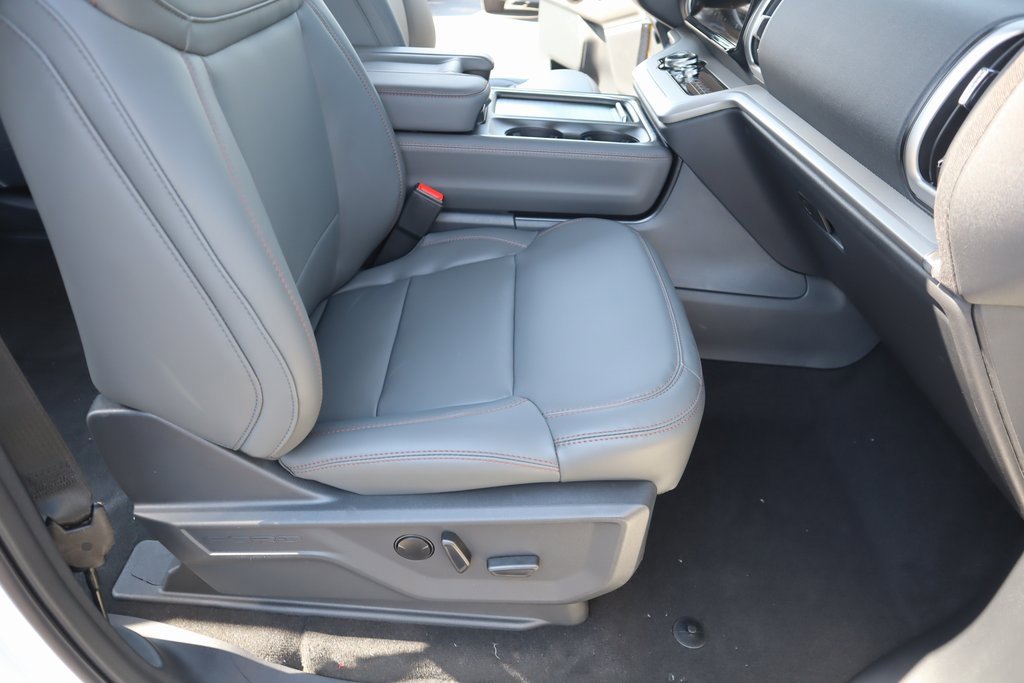 New 2025 Ford Expedition Max Active image 15