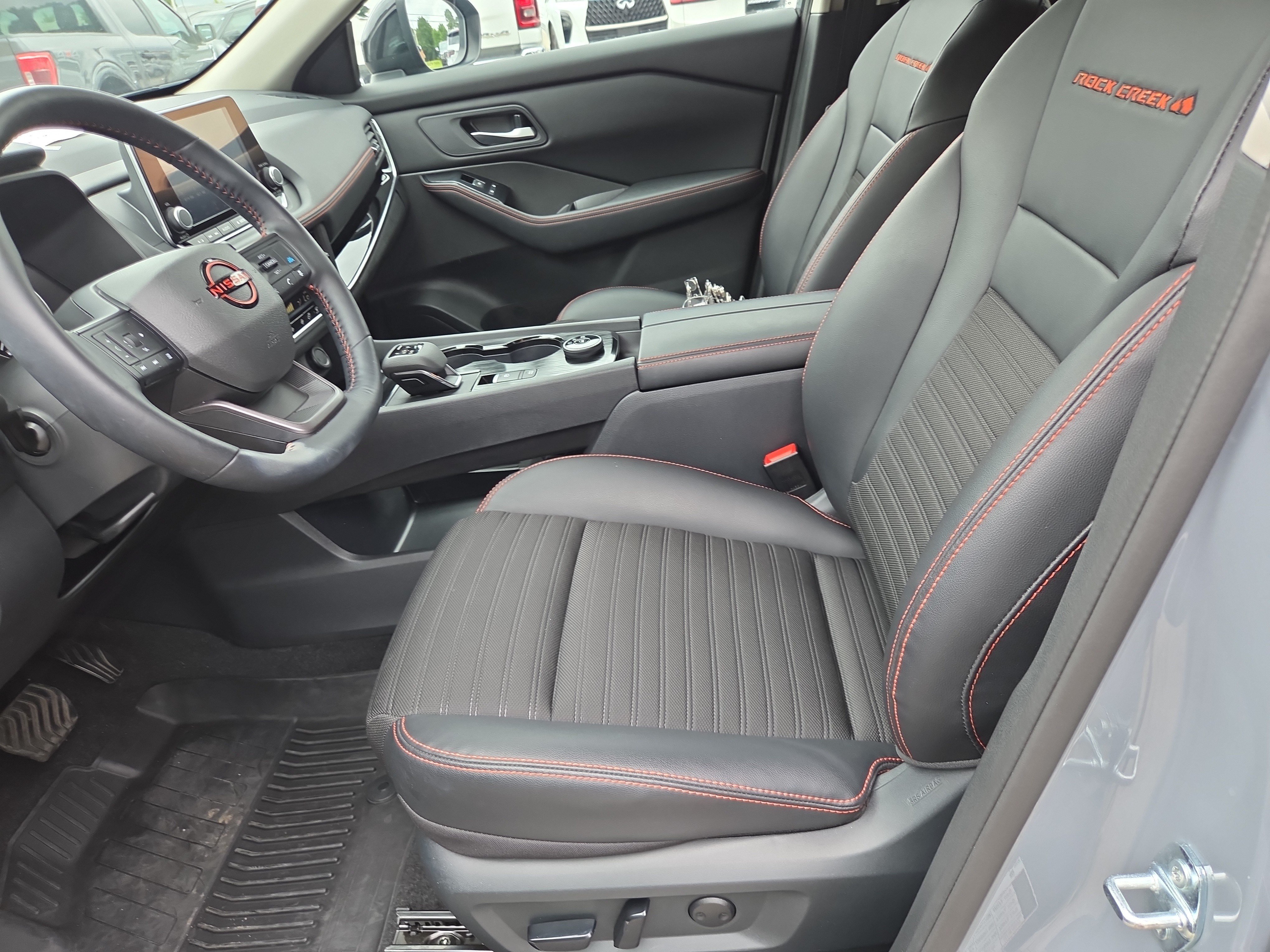 Used 2025 Nissan Rogue SV w/ Rock Creek Premium Package AWD/4WD image 5