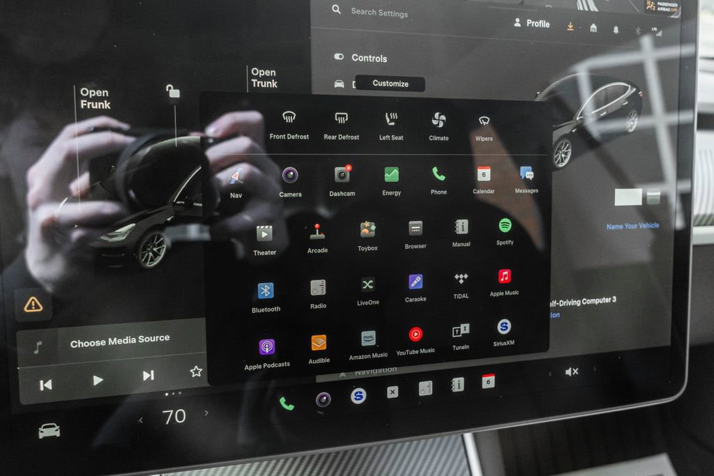 Used 2020 Tesla Model 3 Long Range AWD/4WD image 8