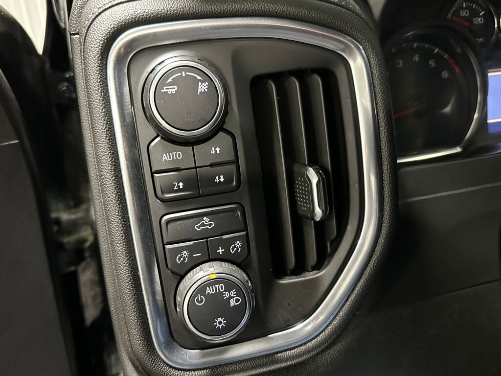 Used 2019 Chevrolet Silverado 1500 LT w/ All-Star Edition image 14