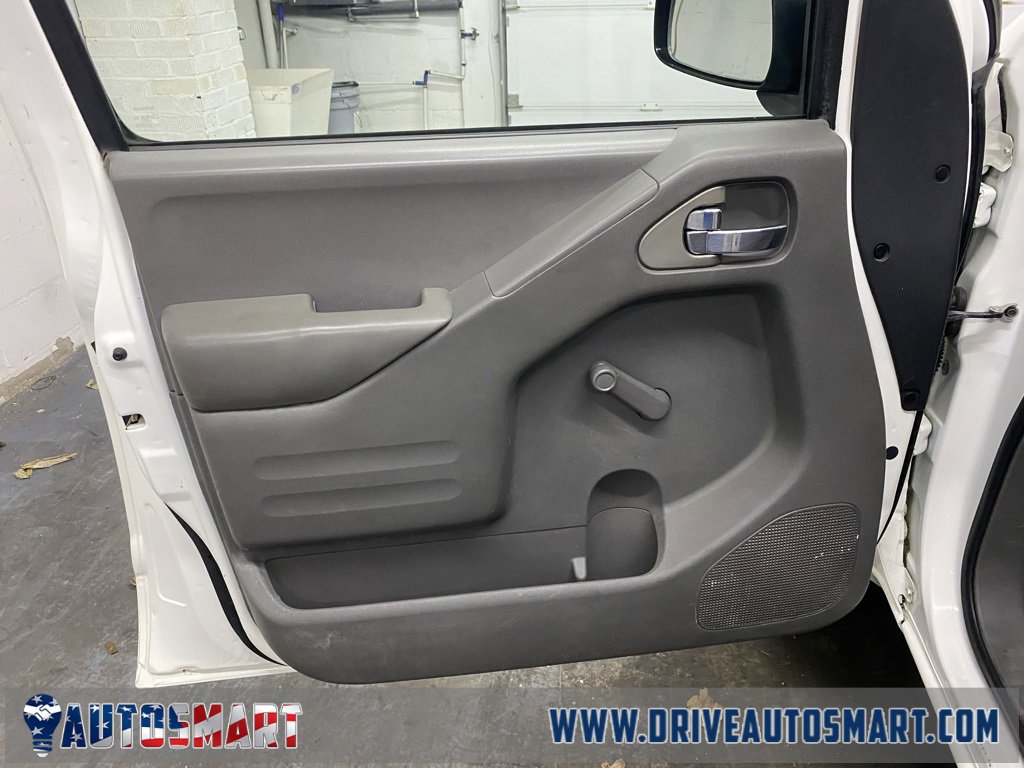 Used 2018 Nissan Frontier S image 9