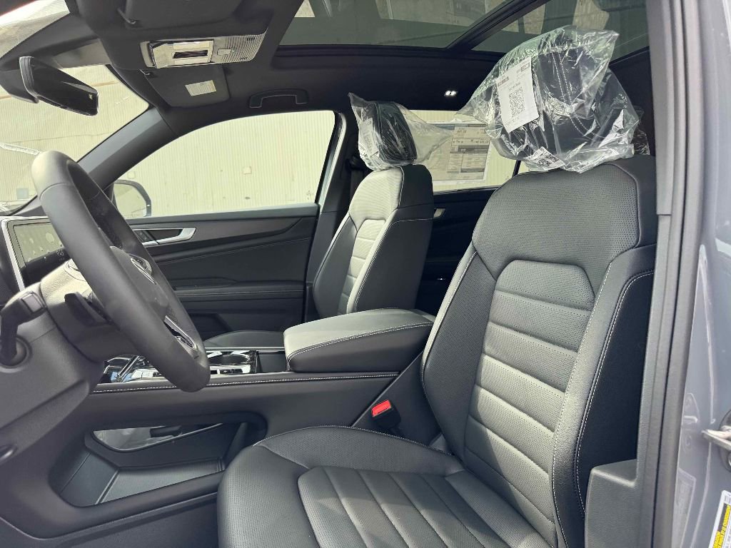 New 2026 Volkswagen Atlas Cross Sport SEL R-Line image 11