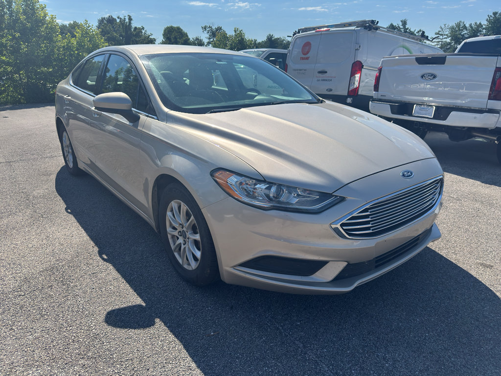 Used 2017 Ford Fusion S FWD image 2