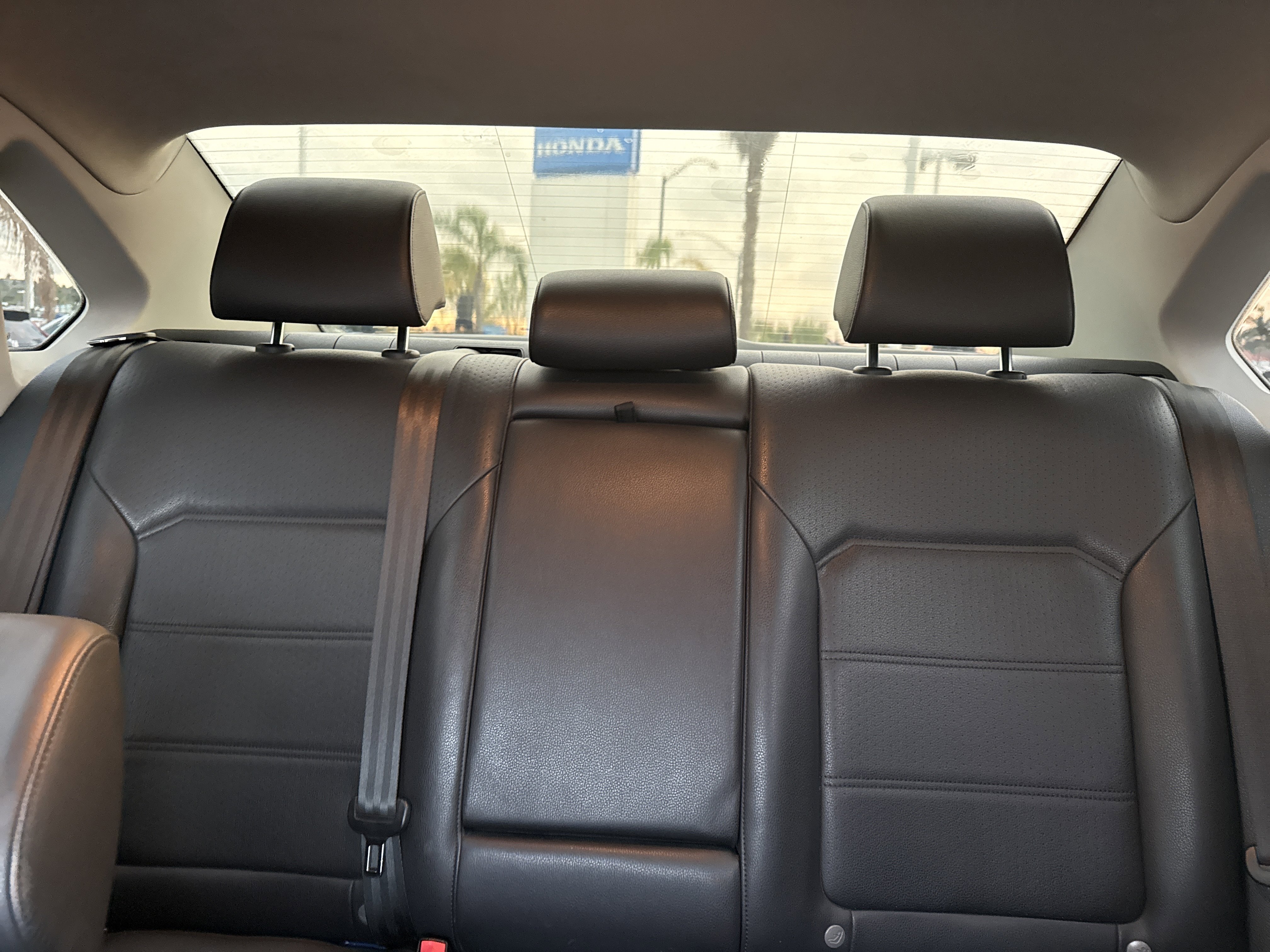 Used 2016 Volkswagen Passat 1.8T SE image 18