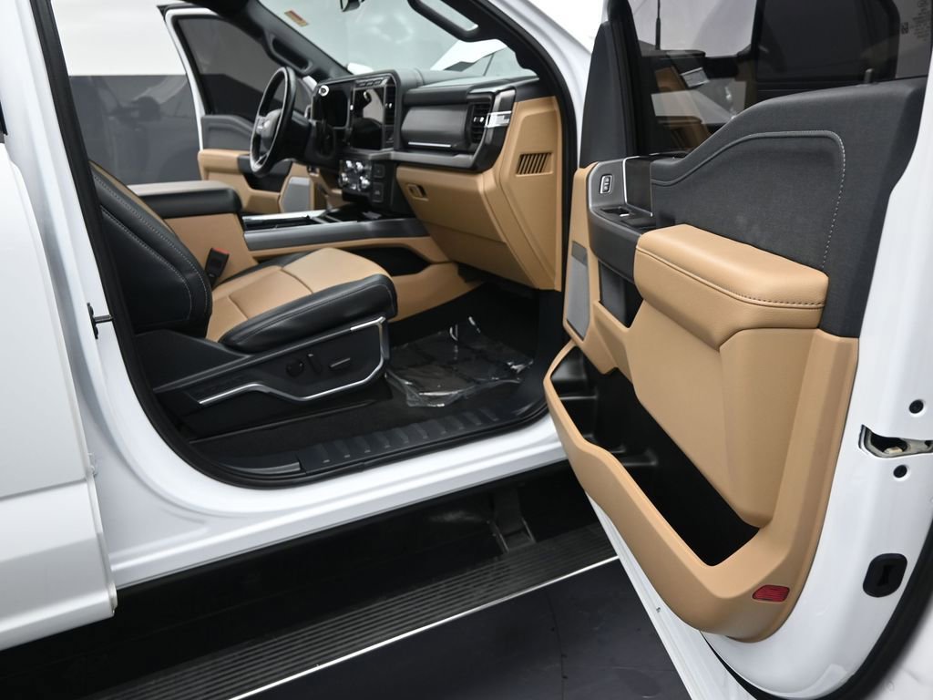 Used 2023 Ford F250 Lariat w/ Lariat Ultimate Package image 16