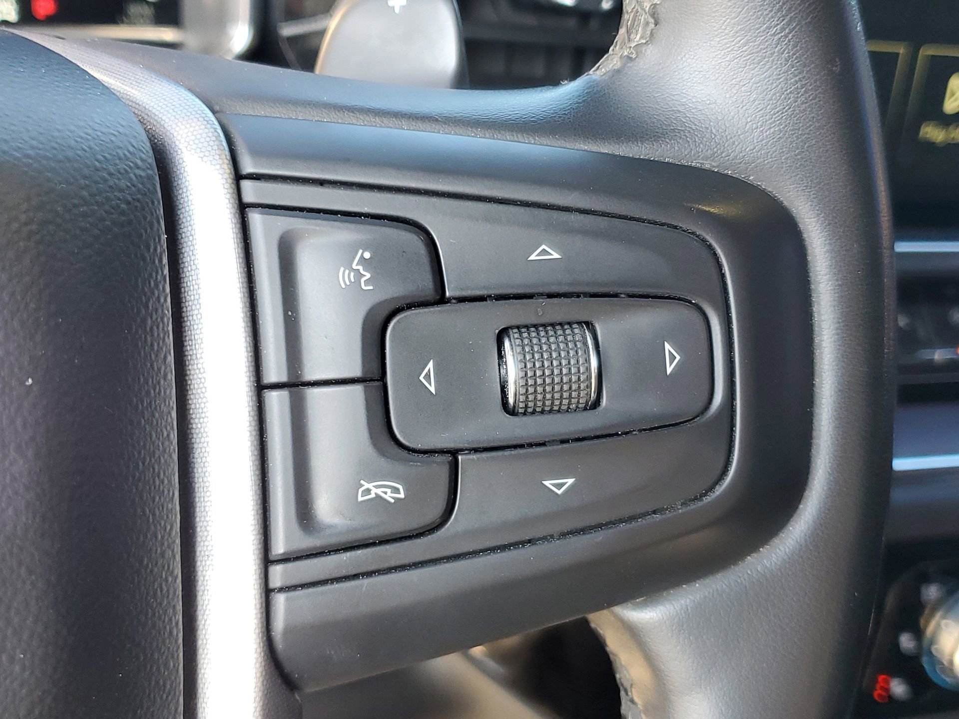 Used 2023 GMC Sierra 1500 SLT w/ SLT Premium Package image 23