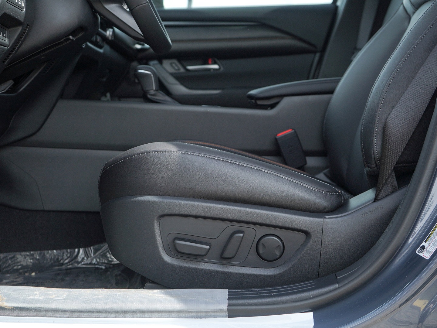 New 2026 MAZDA CX-50 AWD 2.5 Hybrid w/ Premium Pkg image 17