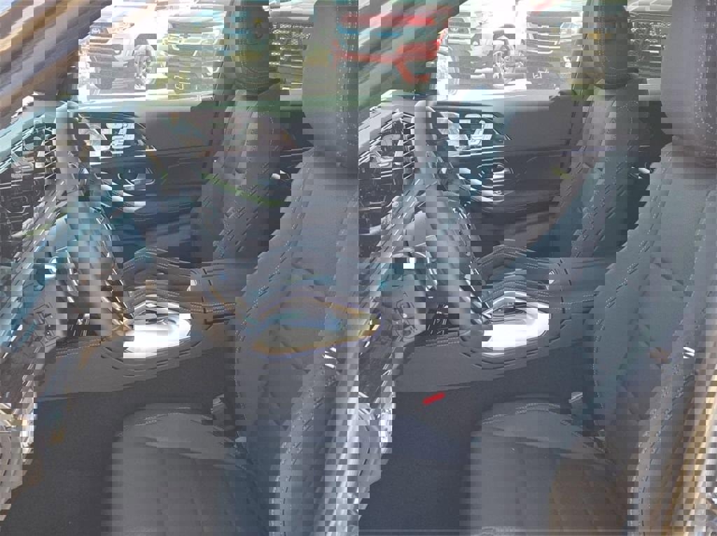 New 2025 Mercedes-Benz GLE 450e 4MATIC image 16