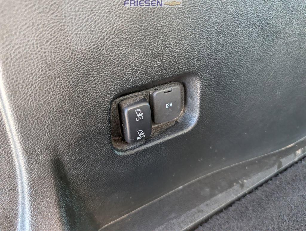 Used 2022 Ford Edge SEL w/ Convenience Package image 16