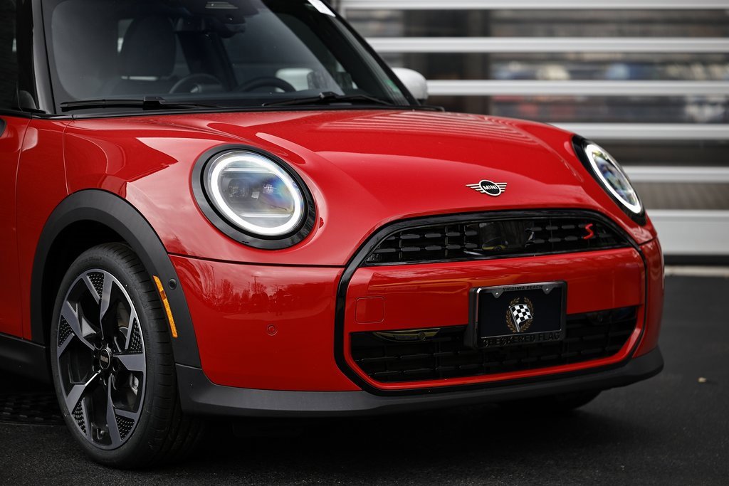 New 2026 MINI Cooper S image 2