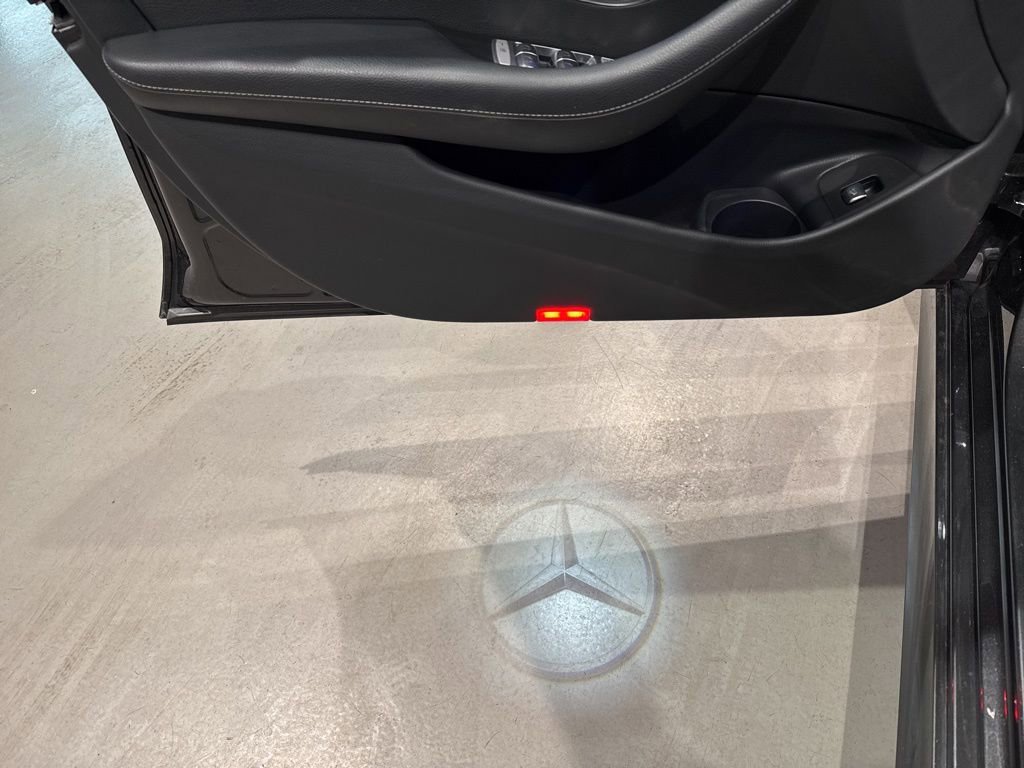 Used 2022 Mercedes-Benz E 350 Sedan image 14