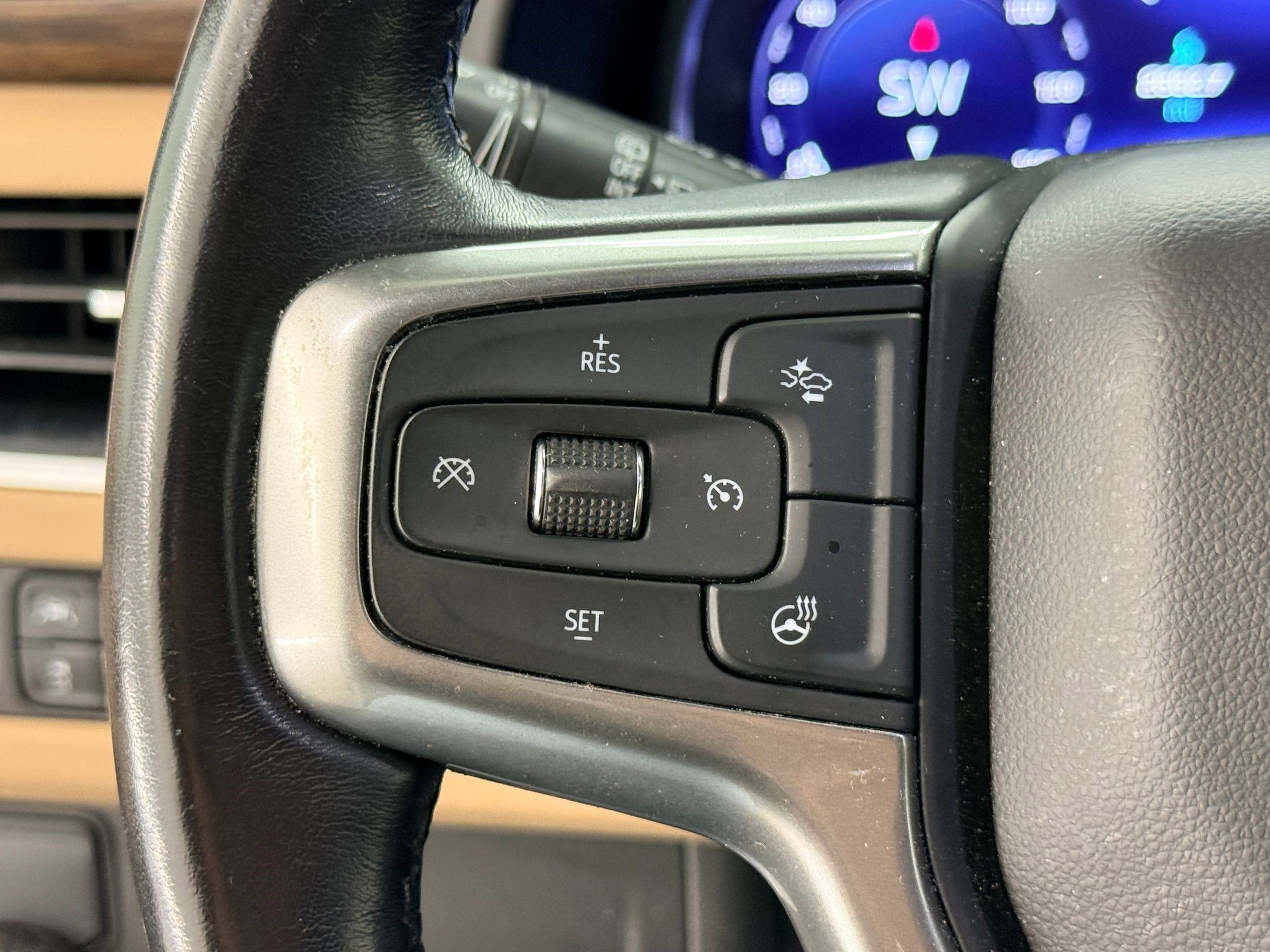 Used 2022 Chevrolet Tahoe Premier RWD image 17