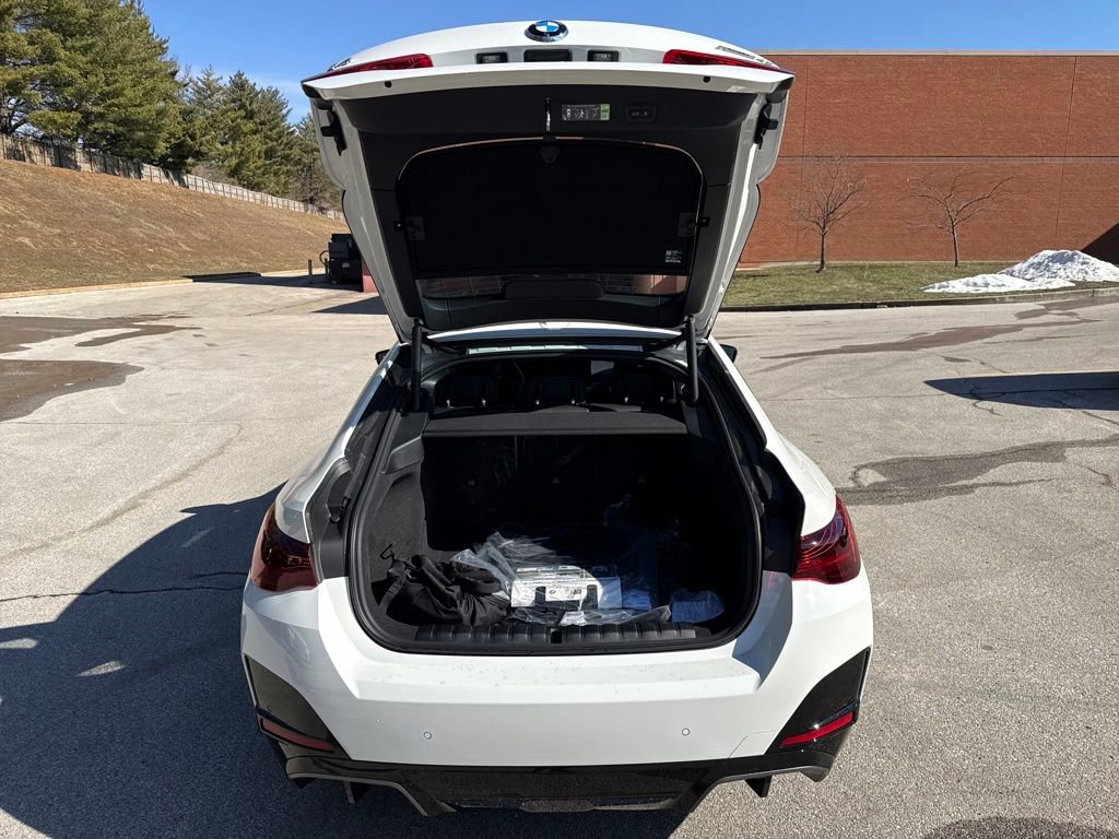 New 2026 BMW i4 xDrive40i w/ M Sport Package image 25