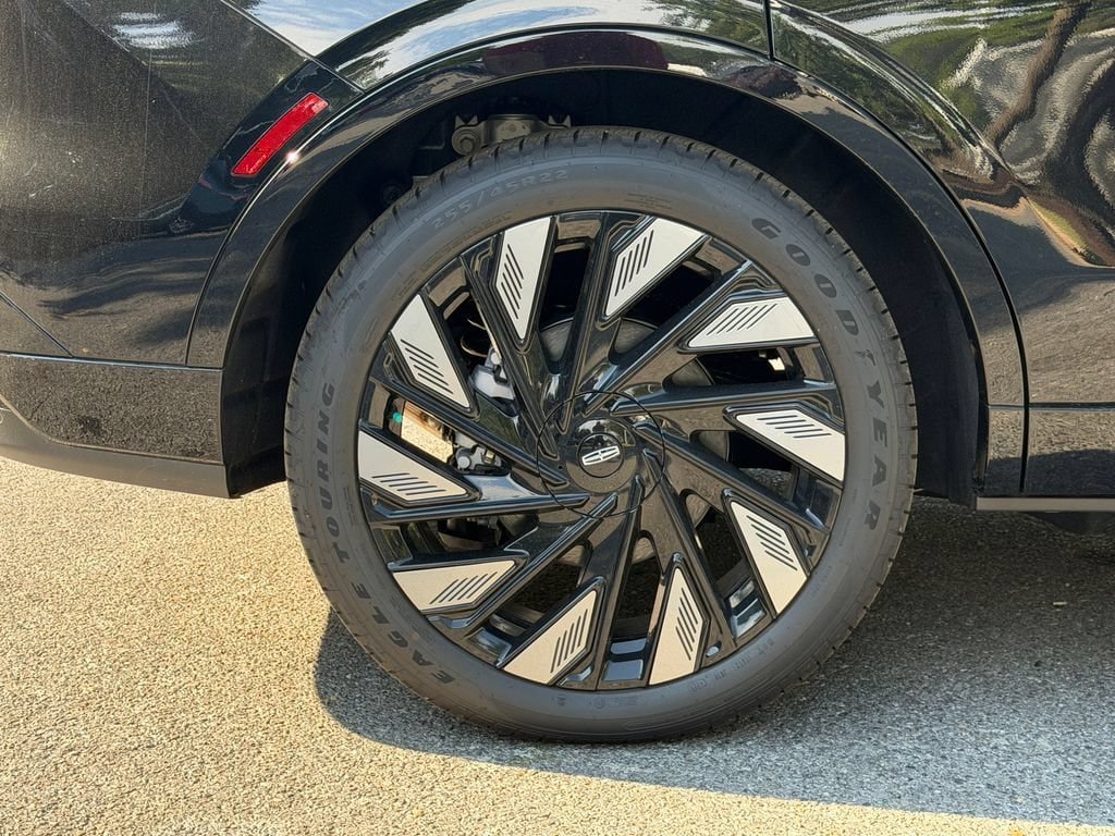 New 2026 Lincoln Nautilus Reserve AWD/4WD image 5