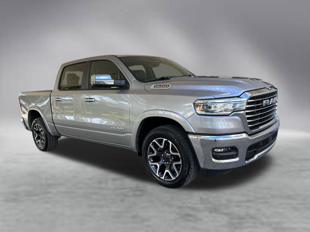 Used 2026 RAM 1500 Laramie AWD/4WD image 2