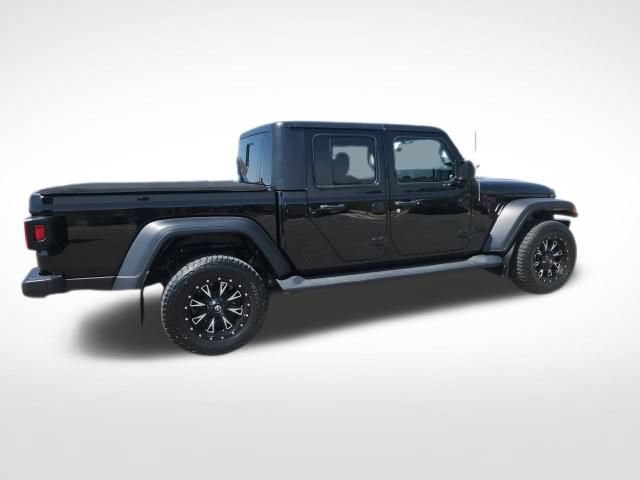 Used 2020 Jeep Gladiator Sport w/ Technology Group AWD/4WD image 17