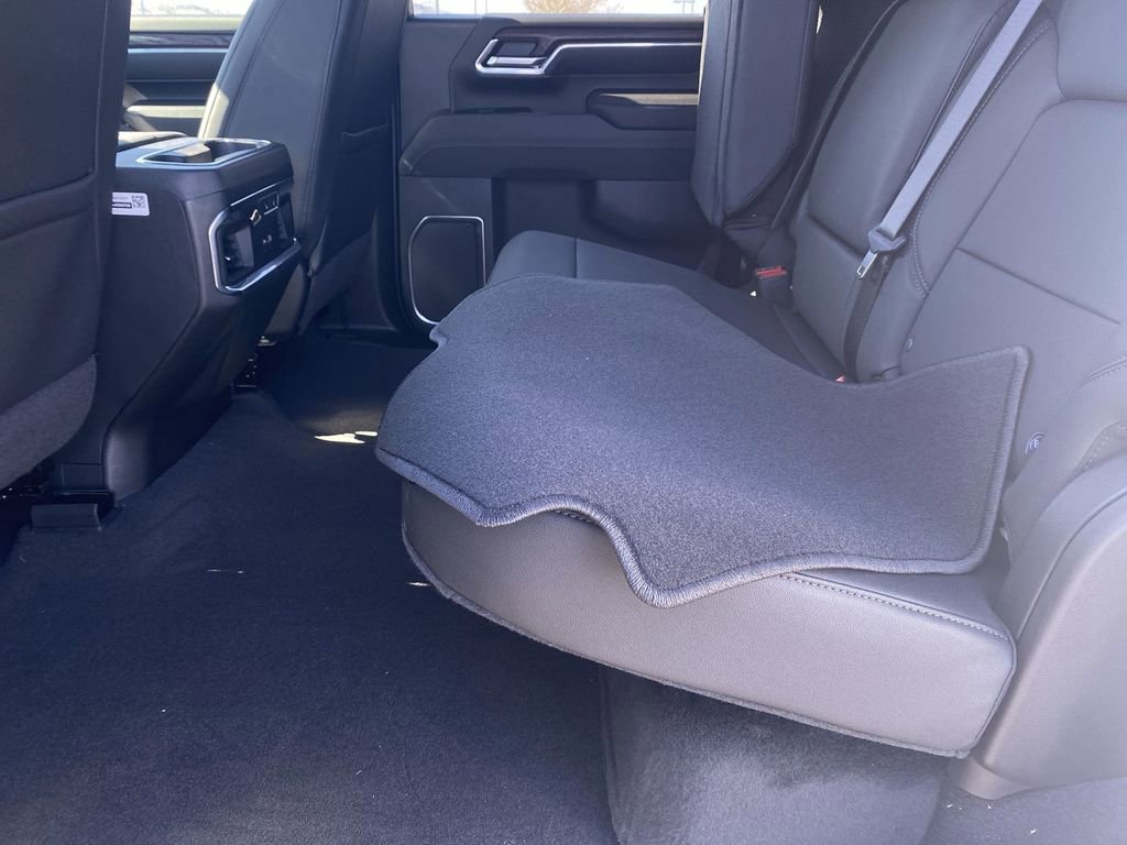 New 2026 GMC Sierra 3500 SLT w/ SLT Convenience Package image 36