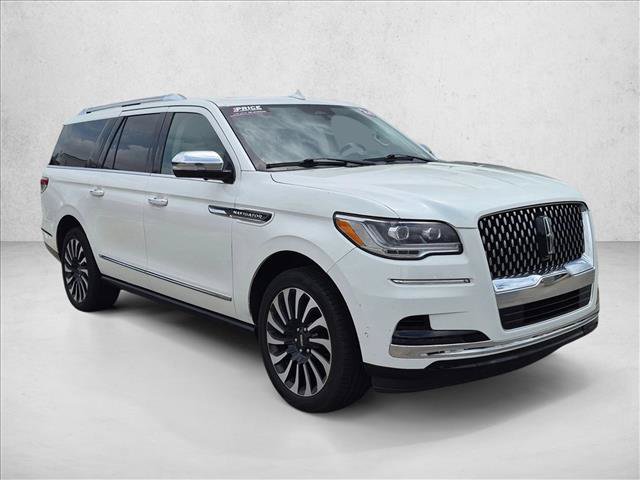 Used 2024 Lincoln Navigator L Black Label AWD/4WD image 3